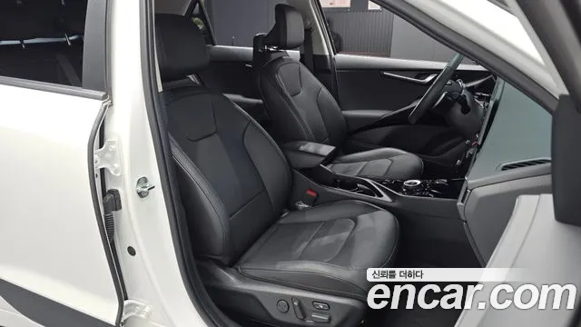 Kia Niro — Фото автомобиля 16
