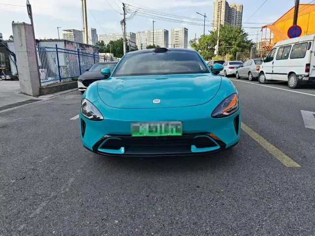 Xiaomi SU7 — Фото автомобиля 2