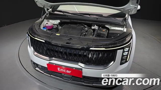 Kia Canival Новый Carnival 4 поколение Бензин 4 места Hi-Limousine — Фото автомобиля 4