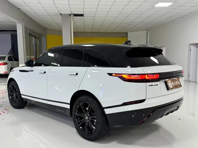 Land Rover Range Rover Velar 2023 250PS Gloss Black Collector's Edition — Фото автомобиля 7