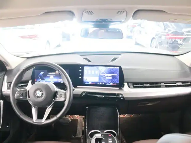BMW X2 — Фото автомобиля 5