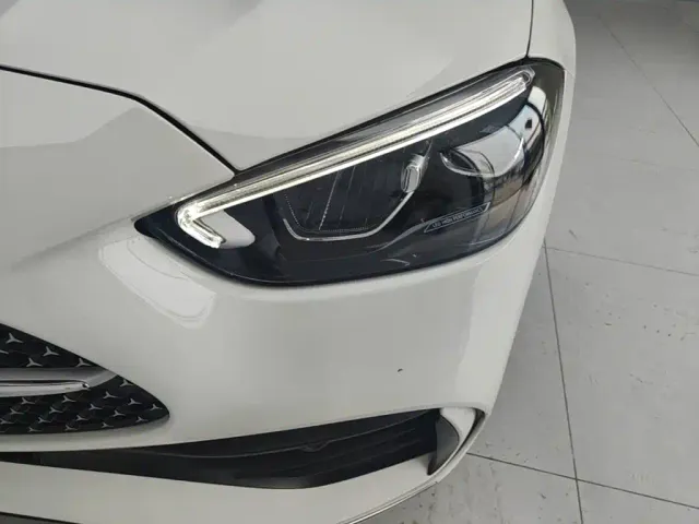 Mercedes-Benz C-Class — Фото автомобиля 23