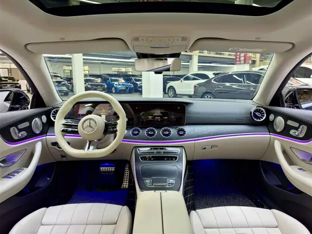 Mercedes-Benz E-Class — Фото автомобиля 7