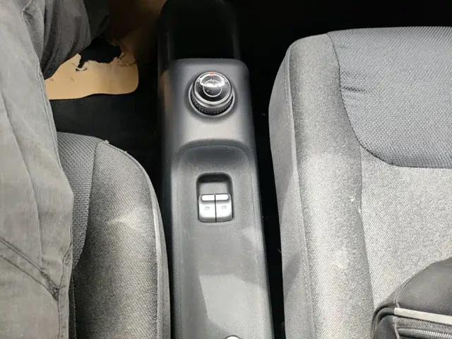 Wuling Zhiguang NEV — Фото автомобиля 13