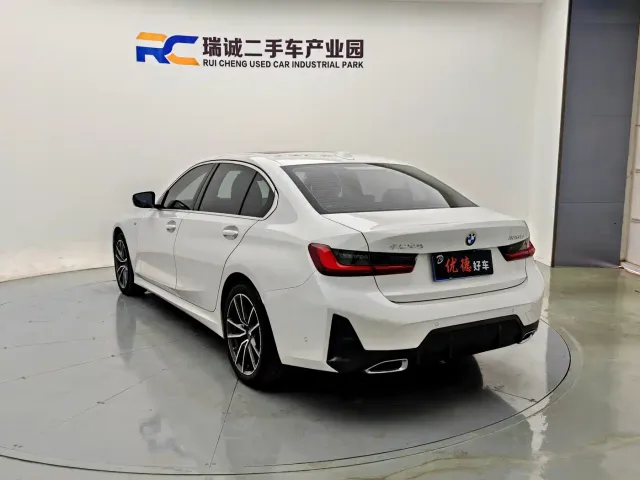 BMW 3 Series — Фото автомобиля 15
