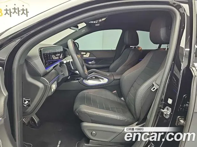 Mercedes-Benz GLE-Class — Фото автомобиля 11