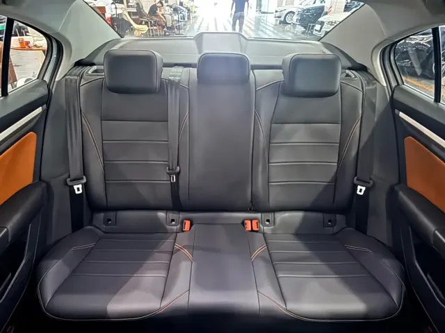 Volkswagen Bora — Фото автомобиля 5