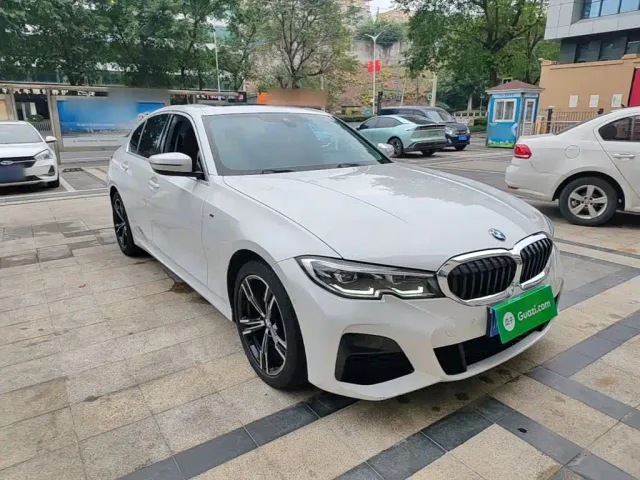 BMW 3 Series — Фото автомобиля 3