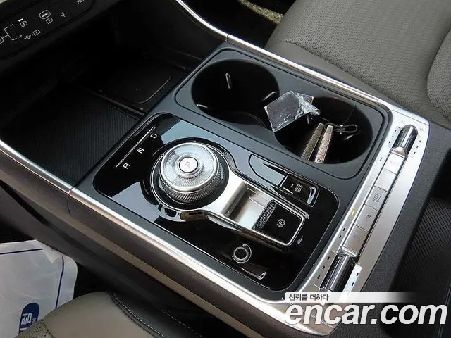 Kia Carnival 4th Gen — Фото автомобиля 12