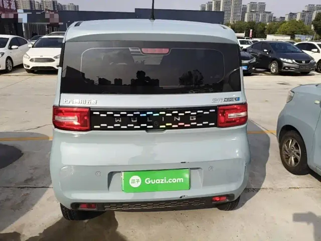 Wuling Hongguang Mini EV — Фото автомобиля 5