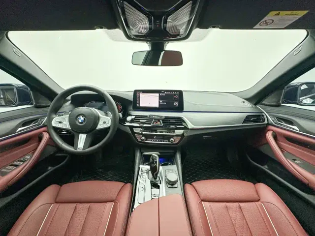 BMW 5 Series — Фото автомобиля 19