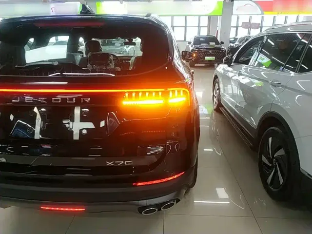 Jetour X70 Plus — Фото автомобиля 7