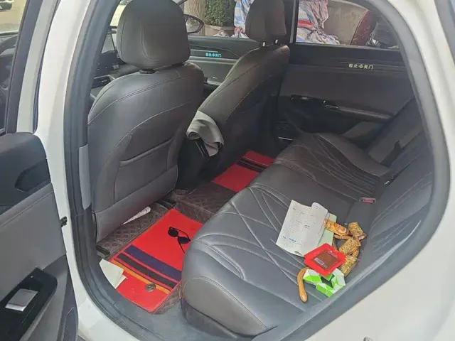 Geely Galaxy L6 — Фото автомобиля 11
