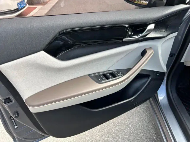 BYD Qin PLUS — Фото автомобиля 15
