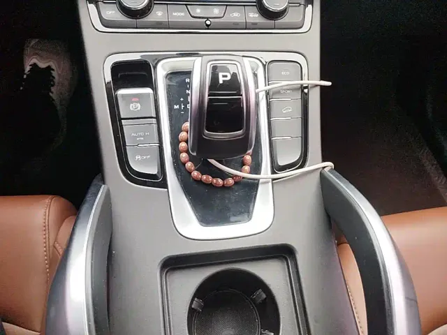 Geely Boyue — Фото автомобиля 13