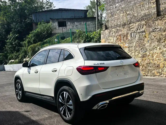 Mercedes-Benz GLA-Class — Фото автомобиля 11