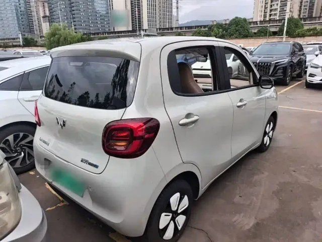 Wuling Hongguang Mini EV — Фото автомобиля 6