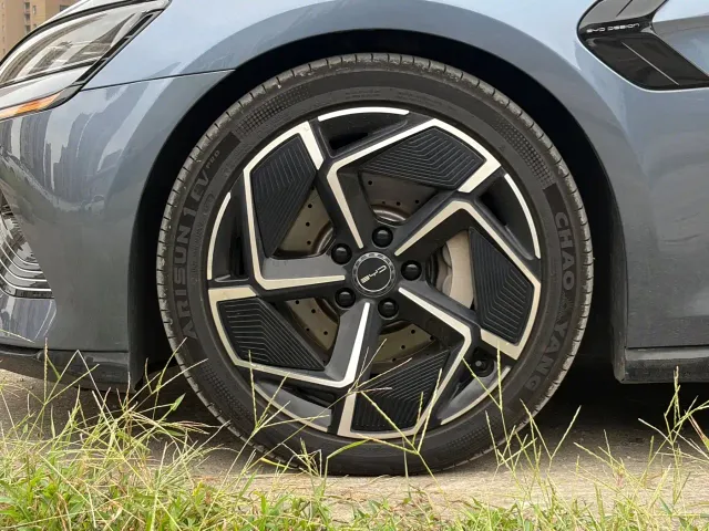 BYD Seal — Фото автомобиля 11