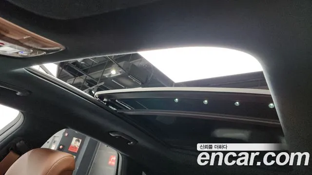 Genesis GV70 3.5T Бензин AWD — Фото автомобиля 16