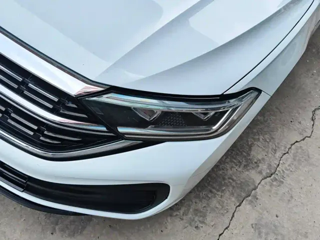 Volkswagen Sagitar — Фото автомобиля 5