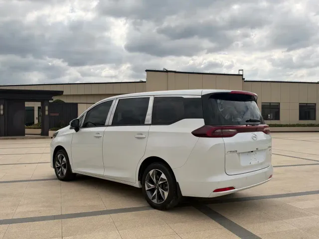 GAC Trumpchi M6 — Фото автомобиля 5