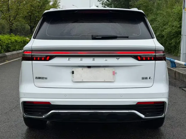 Geely Xingyue L — Фото автомобиля 24