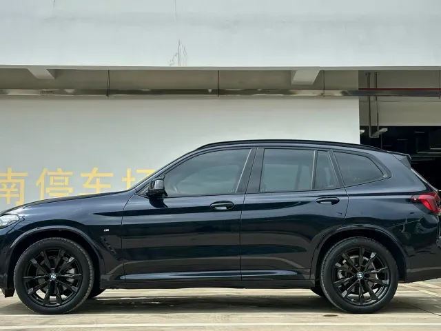 BMW X3 — Фото автомобиля 3