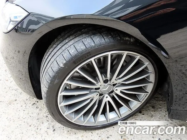 Mercedes-Benz S-Class — Фото автомобиля 20