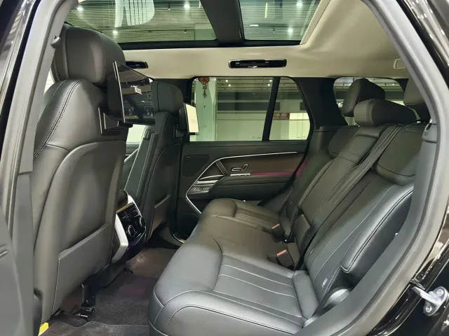 Land Rover Range Rover — Фото автомобиля 12