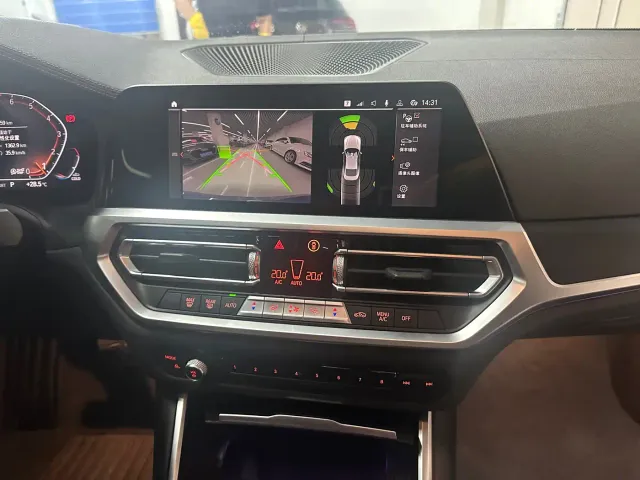 BMW 4 Series — Фото автомобиля 9