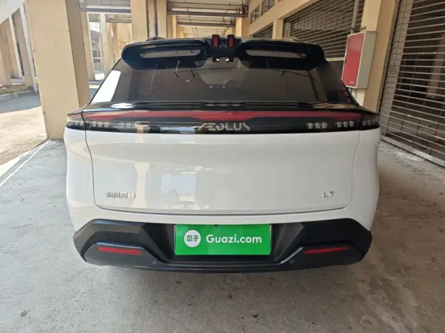 Dongfeng Fengshen L7 — Фото автомобиля 5