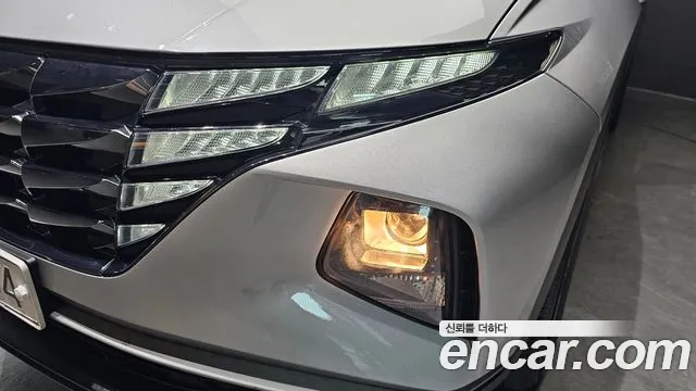 Hyundai Tucson Tucson (NX4) Дизель 2.0 2WD — Фото автомобиля 22