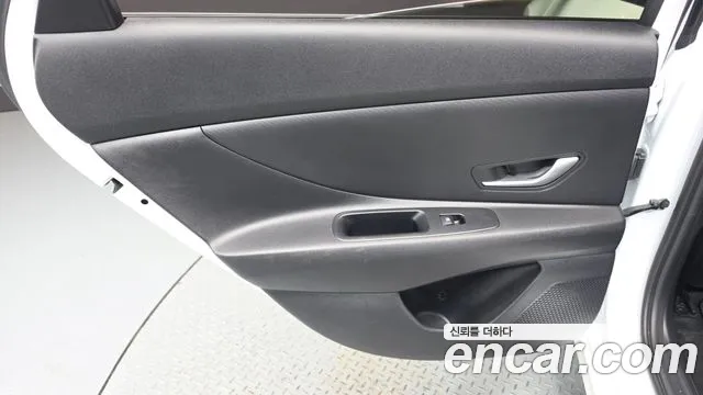 Hyundai Avante CN7 — Фото автомобиля 14