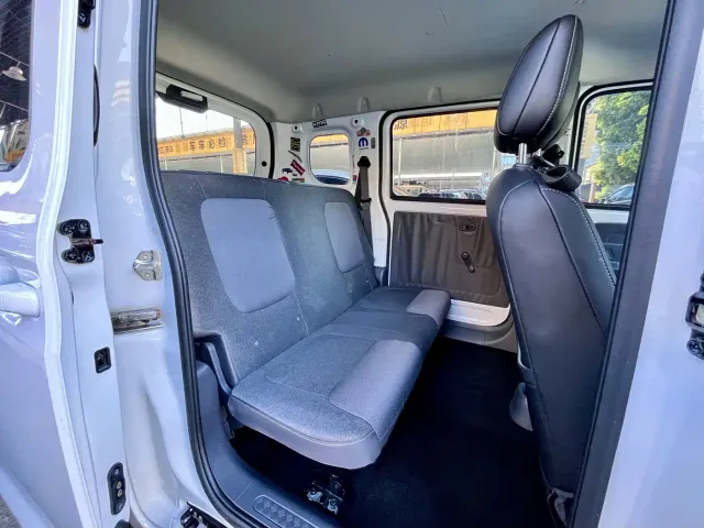 Wuling Zhiguang NEV — Фото автомобиля 8