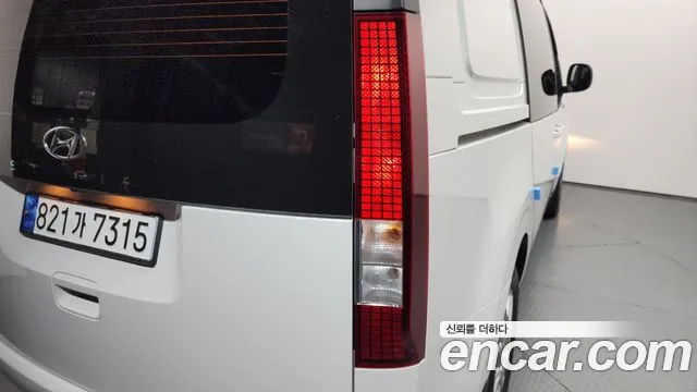 Hyundai Staria Staria Карго 5 мест — Фото автомобиля 22
