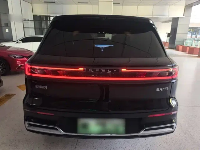 Geely Galaxy M9 — Фото автомобиля 3