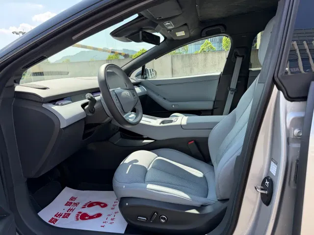 XPeng XPeng P7+ 2025 Extended Range — Фото автомобиля 6