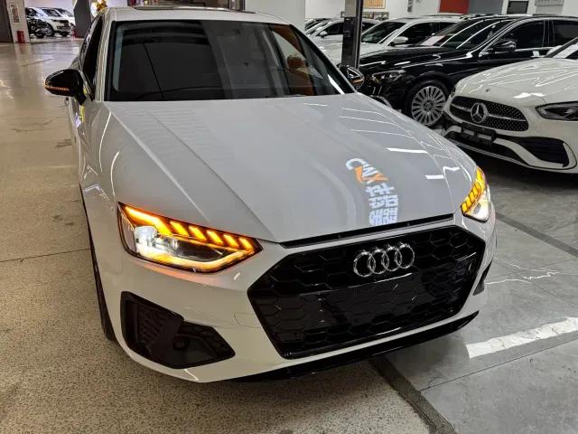 Audi A4L — Фото автомобиля 11