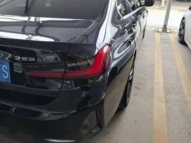 BMW 3 Series — Фото автомобиля 7