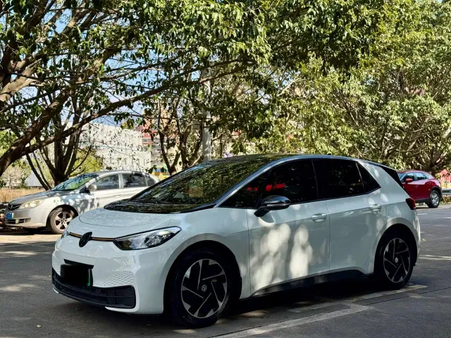 Фотография автомобиля — Volkswagen ID.3