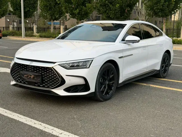 BYD Han — Фото автомобиля 3