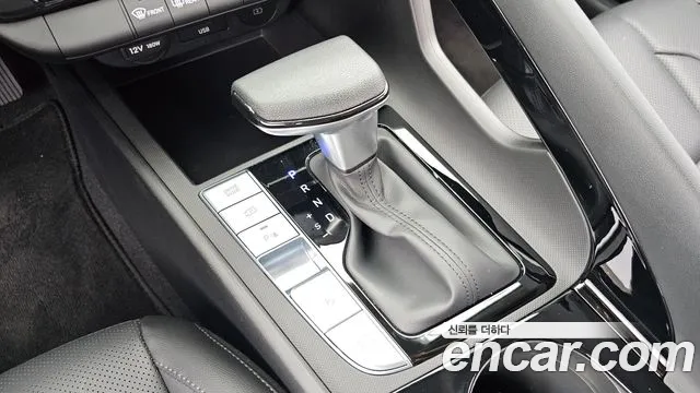 Hyundai Avante CN7 — Фото автомобиля 9