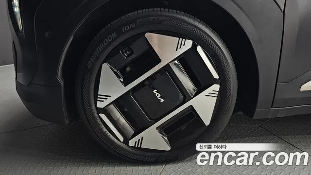 Kia EV3 — Фото автомобиля 5