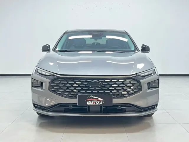 Ford Mondeo — Фото автомобиля 2