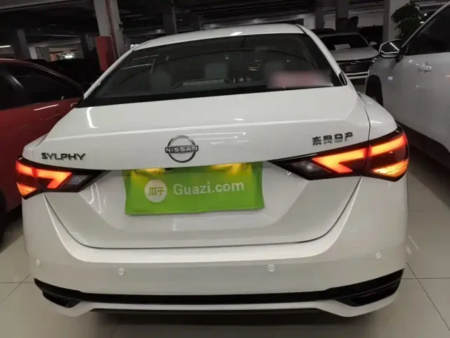 Nissan Sylphy — Фото автомобиля 3