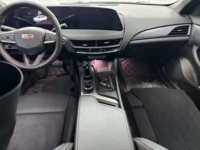 Cadillac CT5 — Фото автомобиля 7