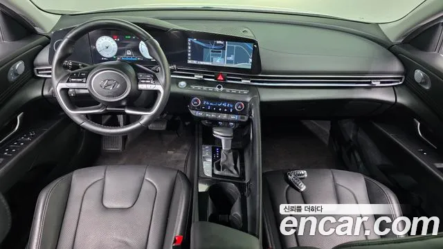 Hyundai Avante CN7 — Фото автомобиля 10