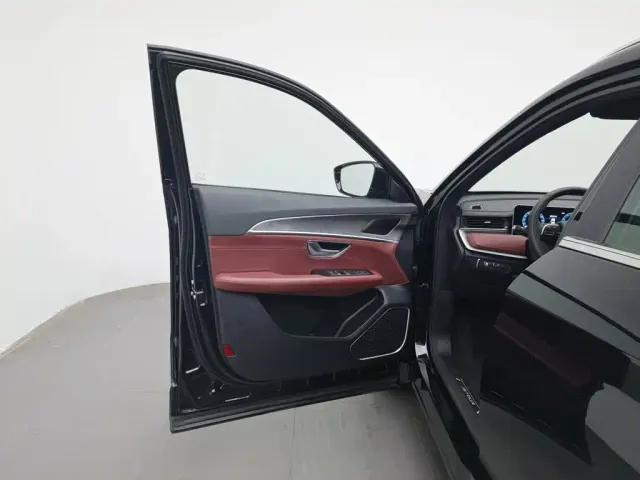 Jetour X70 Plus — Фото автомобиля 8