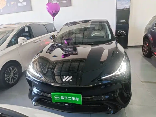 IM Motors LS6 — Фото автомобиля 2
