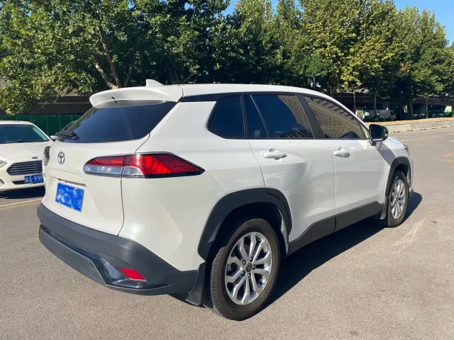 Toyota Frontlander — Фото автомобиля 5
